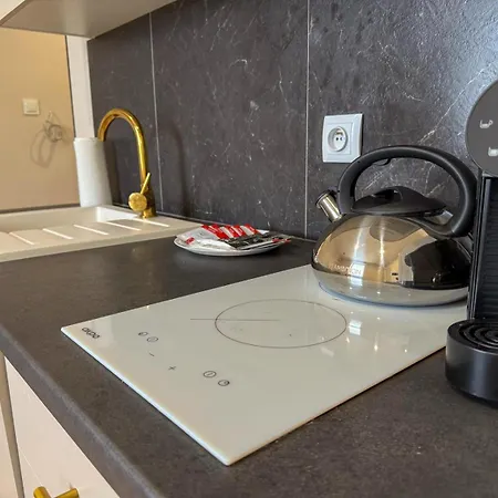 Przy Dworcu By Libertarent Apartman