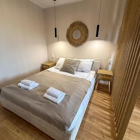 Apartman Przy Dworcu By Libertarent *