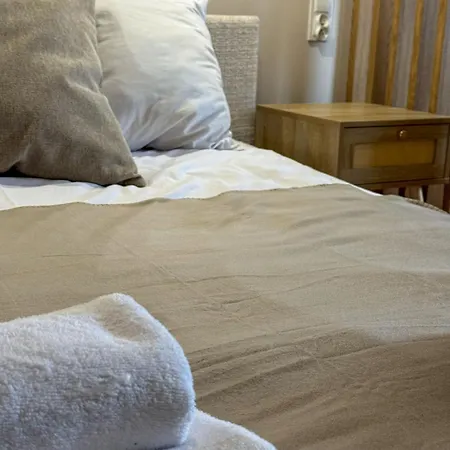 Przy Dworcu By Libertarent Apartman
